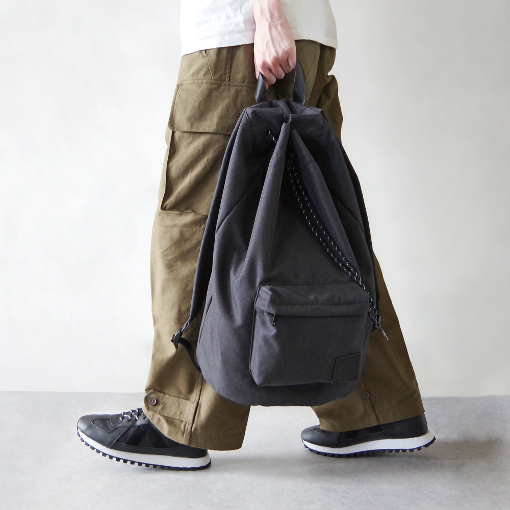 DRAWSTRING BACKPACK BLACK