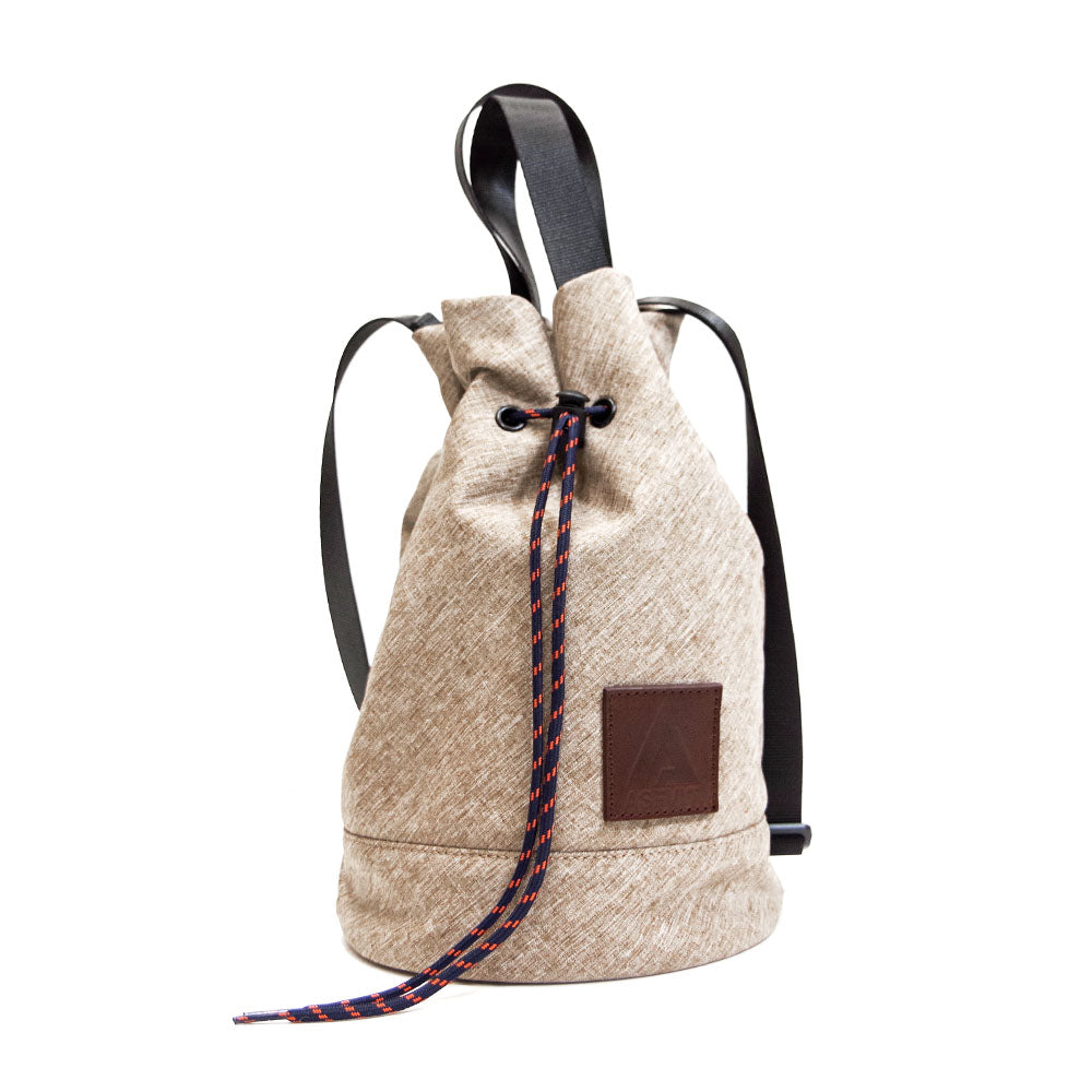 DRAWSTRING SHOULDER BAG BEIGE