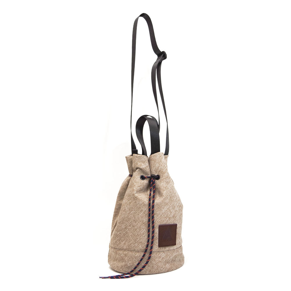 DRAWSTRING SHOULDER BAG BEIGE