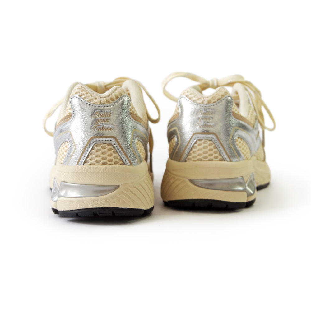 CITY RUN SILVER TAN