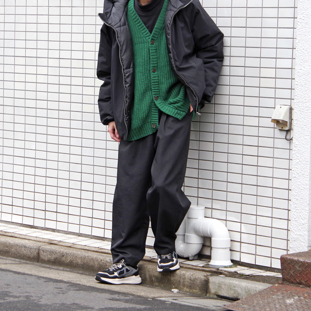 CONCRETE BLACK GREY TAN