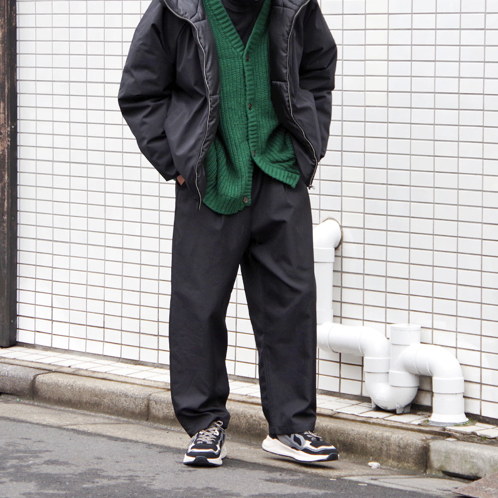 CONCRETE BLACK GREY TAN