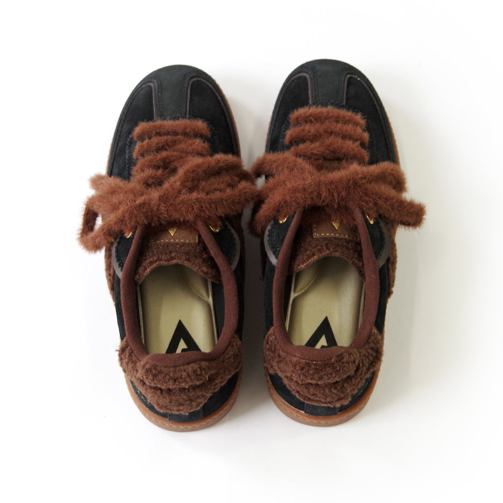 ELITE CLASSIC BLACK BROWN SHERPA