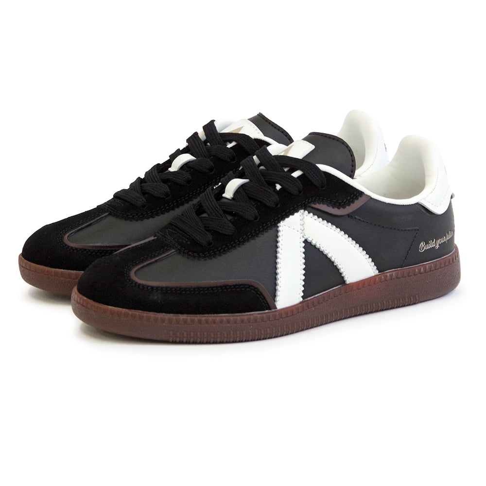 ELITE CLASSIC BLACK WHITE DK GUM