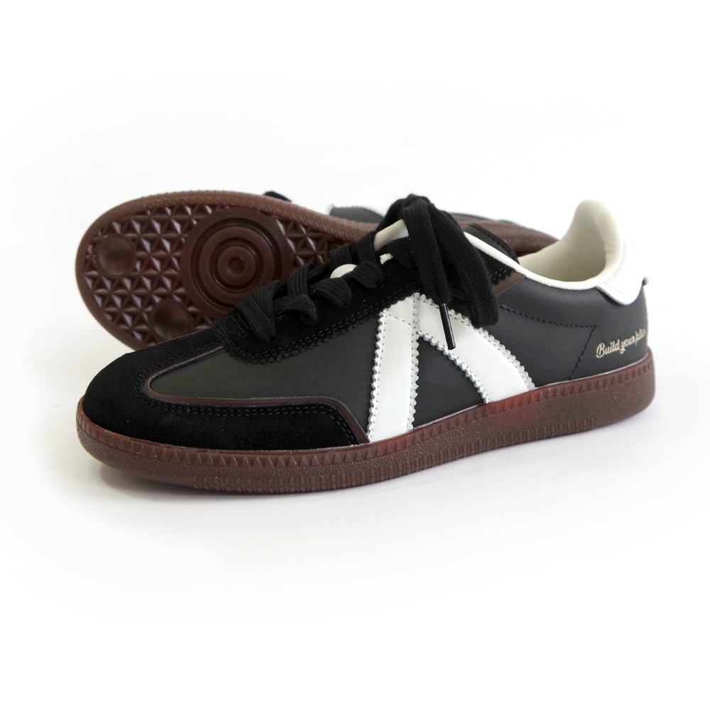 ELITE CLASSIC BLACK WHITE DK GUM