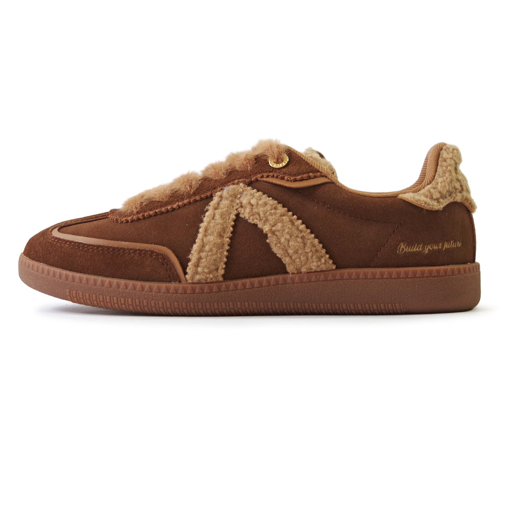 ELITE CLASSIC BROWN TAN SHERPA