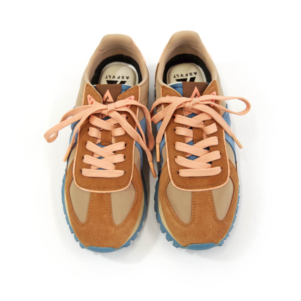 GATE BROWN TAN OLD BLUE PEACH