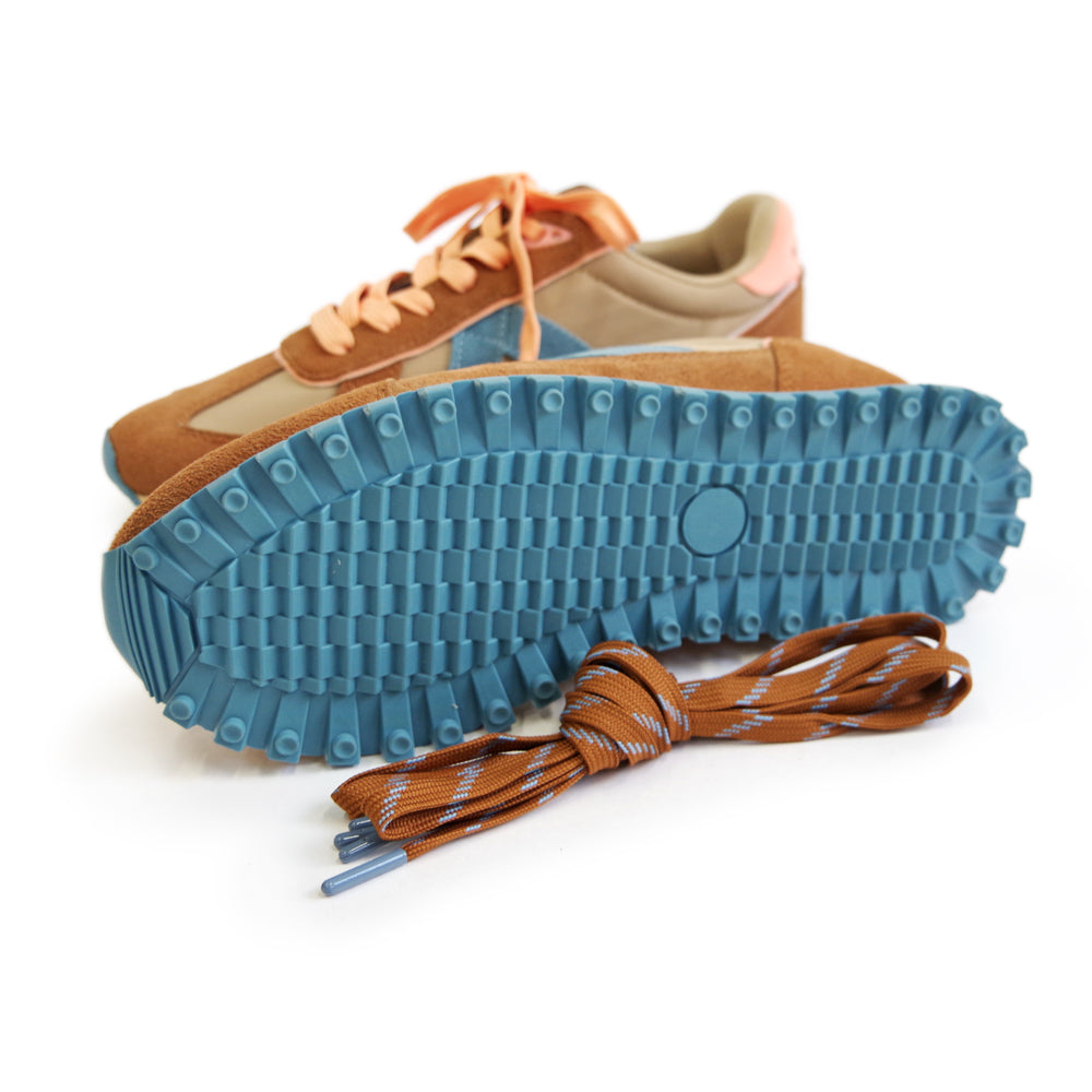 GATE BROWN TAN OLD BLUE PEACH