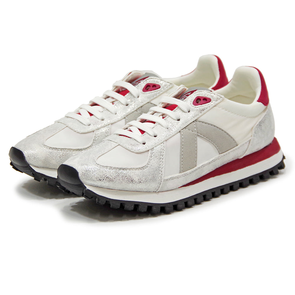 GATE WHITE SILVER DARK RED
