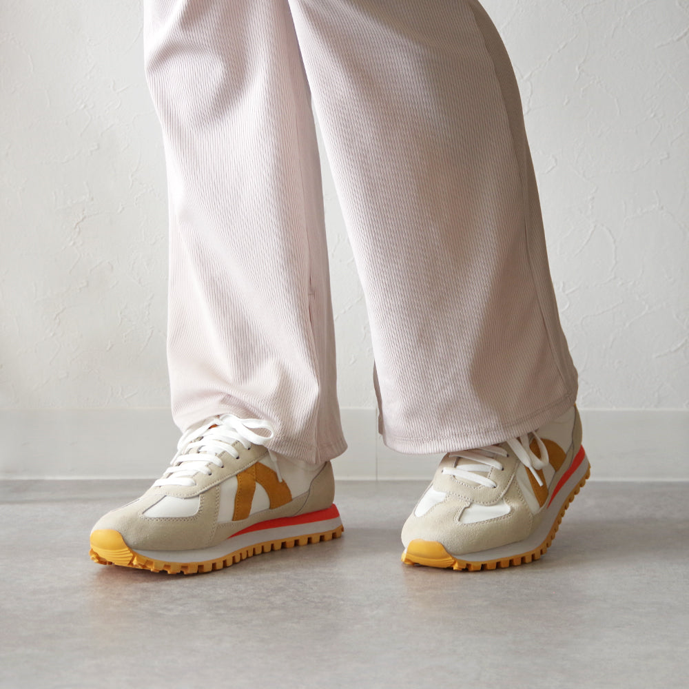 GATE WHITE GOLDEN ORANGE