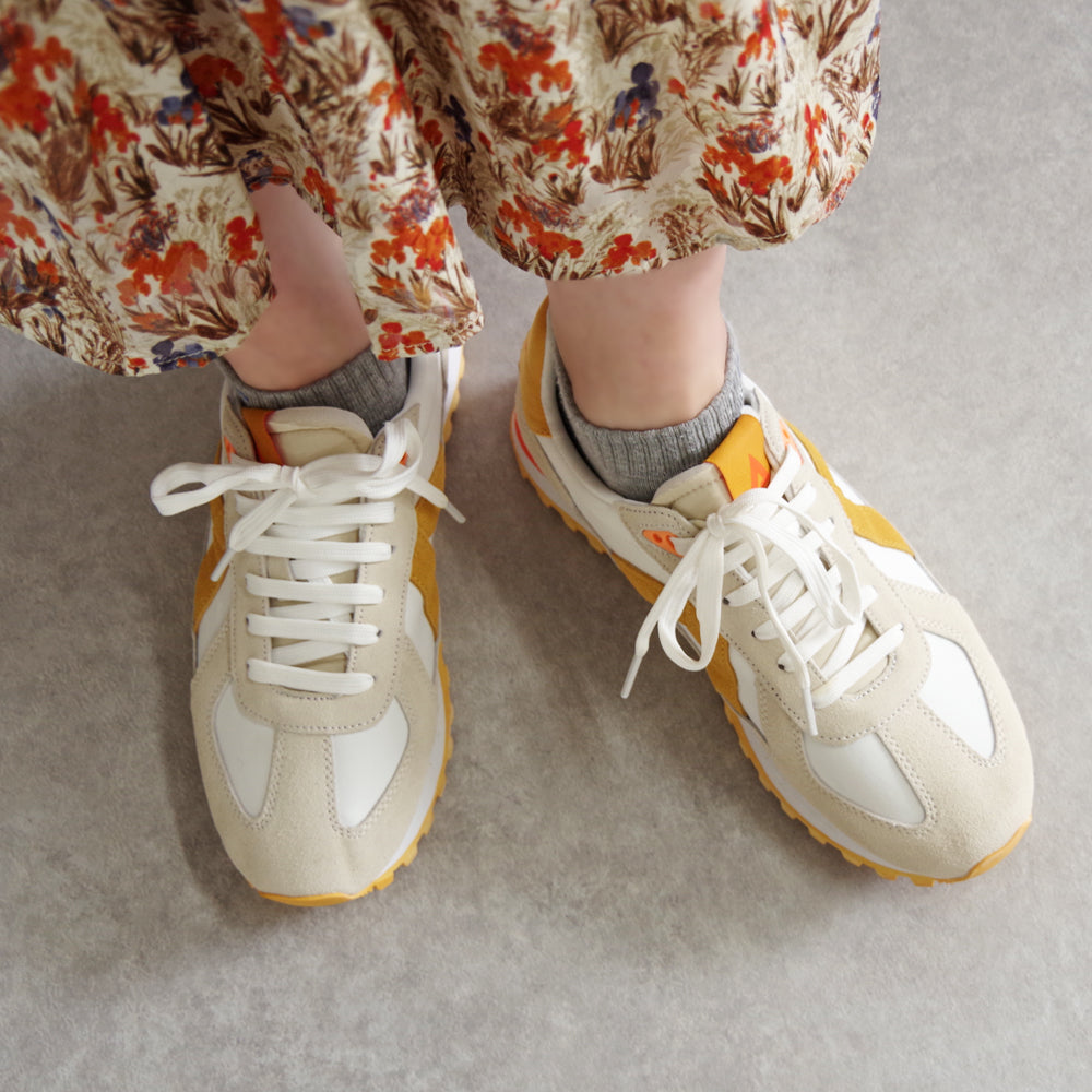 GATE WHITE GOLDEN ORANGE