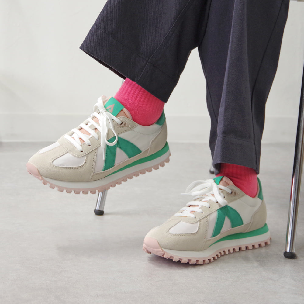 GATE WHITE GREEN PINK