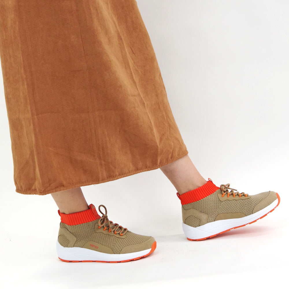 PURSUIT MID SAND ORANGE