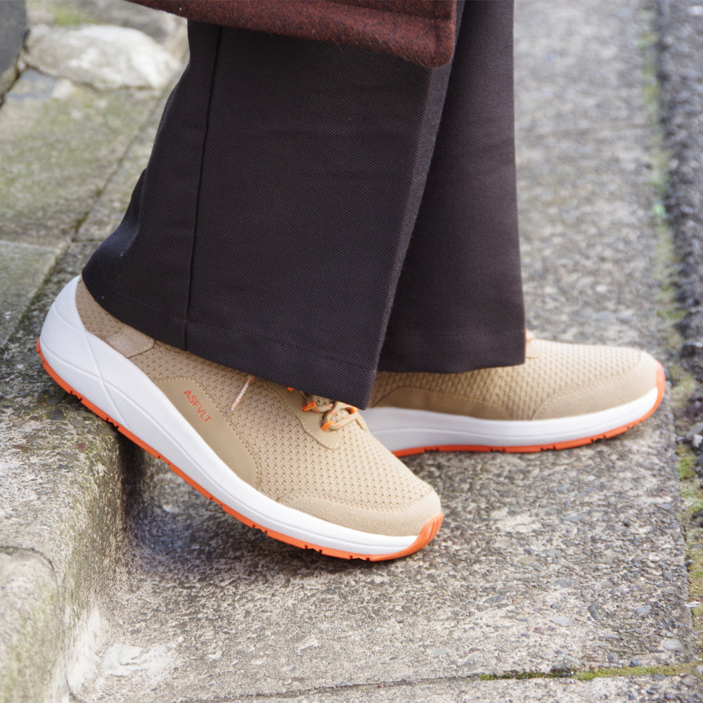 PURSUIT MID SAND ORANGE