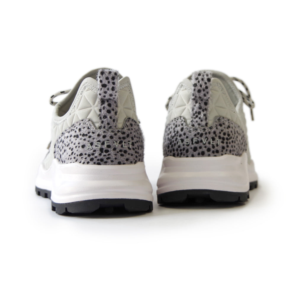 SPEED SOCKS TREK GREY DOTS PONY HAIR