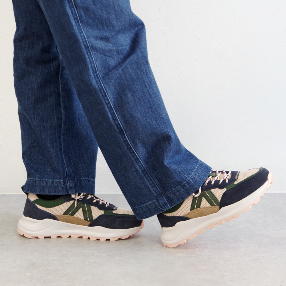 VISION TREK NAVY LT BROWN SOFT PINK