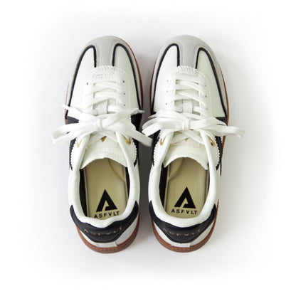 ELITE CLASSIC WHITE BLACK DK GUM NEW