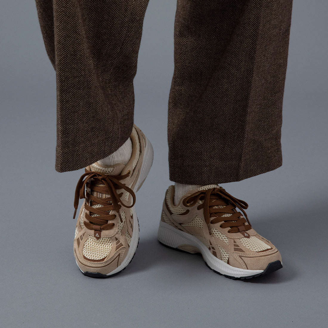 CITY RUN CR029 TAN BROWN