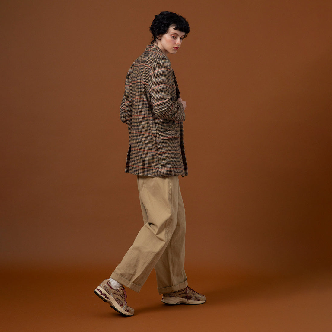 CITY RUN CR021 TAN WINE HERRINGBONE