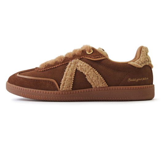 ELITE CLASSIC BROWN TAN SHERPA